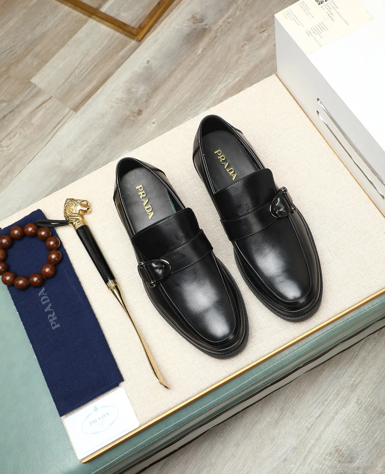 Men's men's shoes 💰540 (water-dyed cow leather) 📛📛PRADA high-end counter's latest formal business leather shoes 👔original and highest quality! Imported from Italy 🇮🇹 first-layer calfskin fabric ➕ cowhide lining Original outsole Formal size: 38➖44 (45 customized)